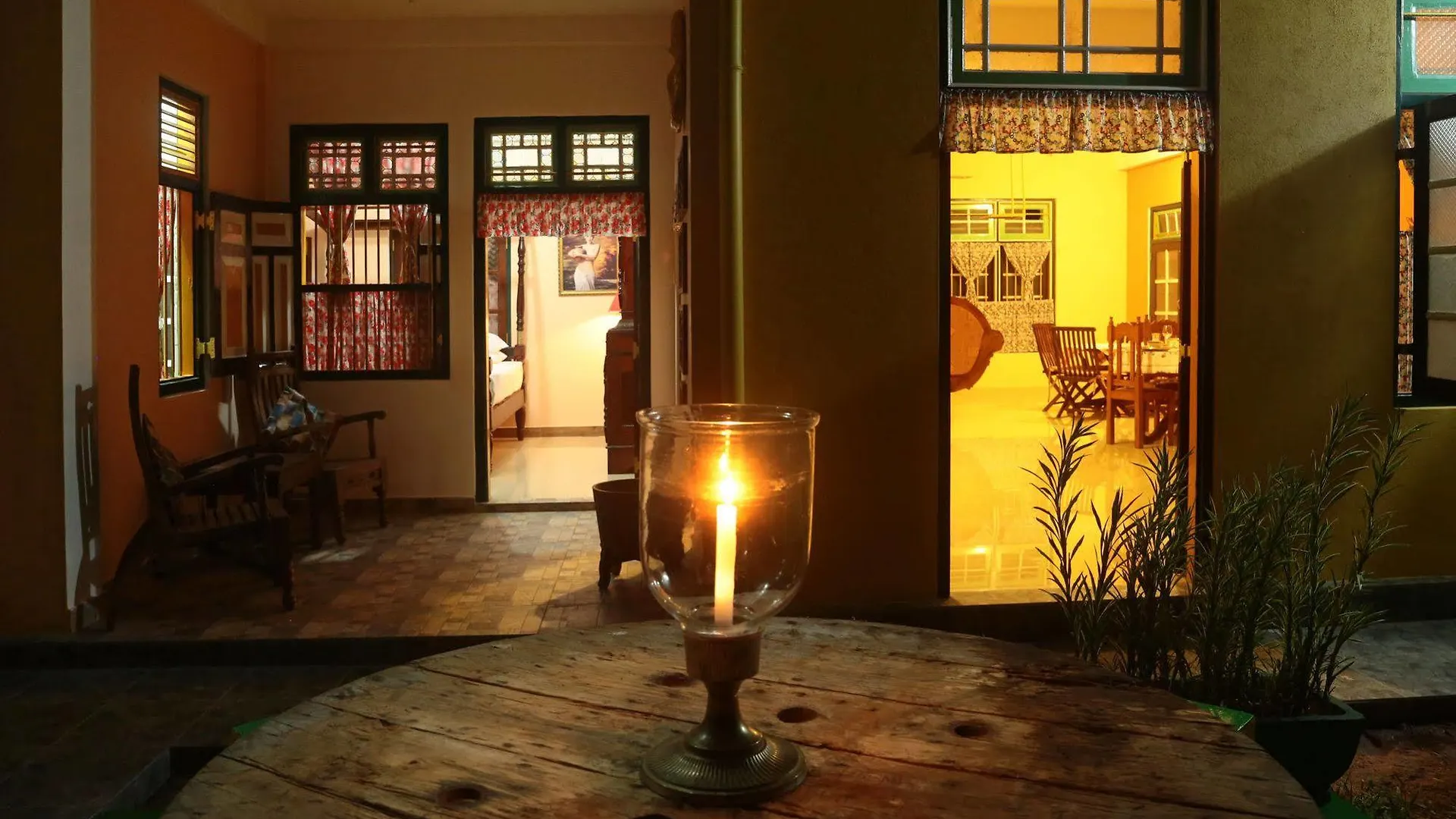 Villa Ceylon Negombo Hotel